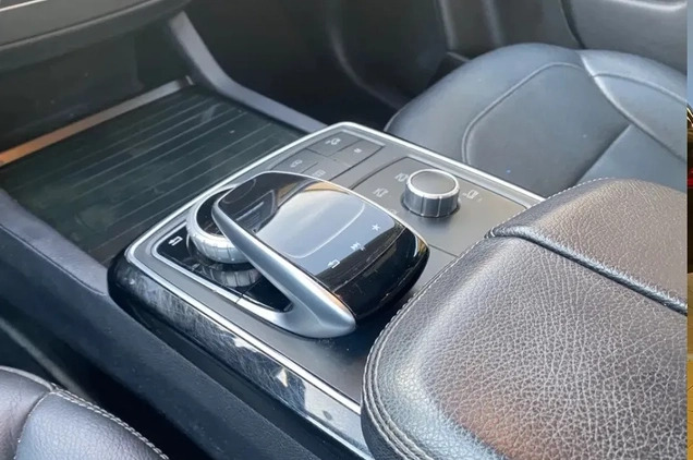 Mercedes-Benz GLE cena 296000 przebieg: 65000, rok produkcji 2018 z Kraków małe 79